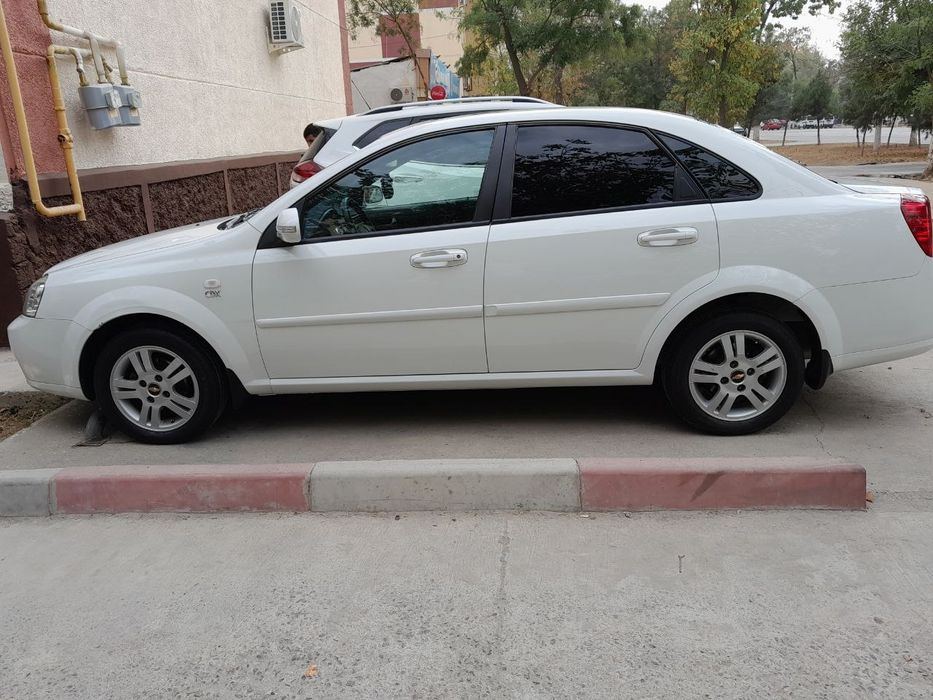 Продаётся лассети