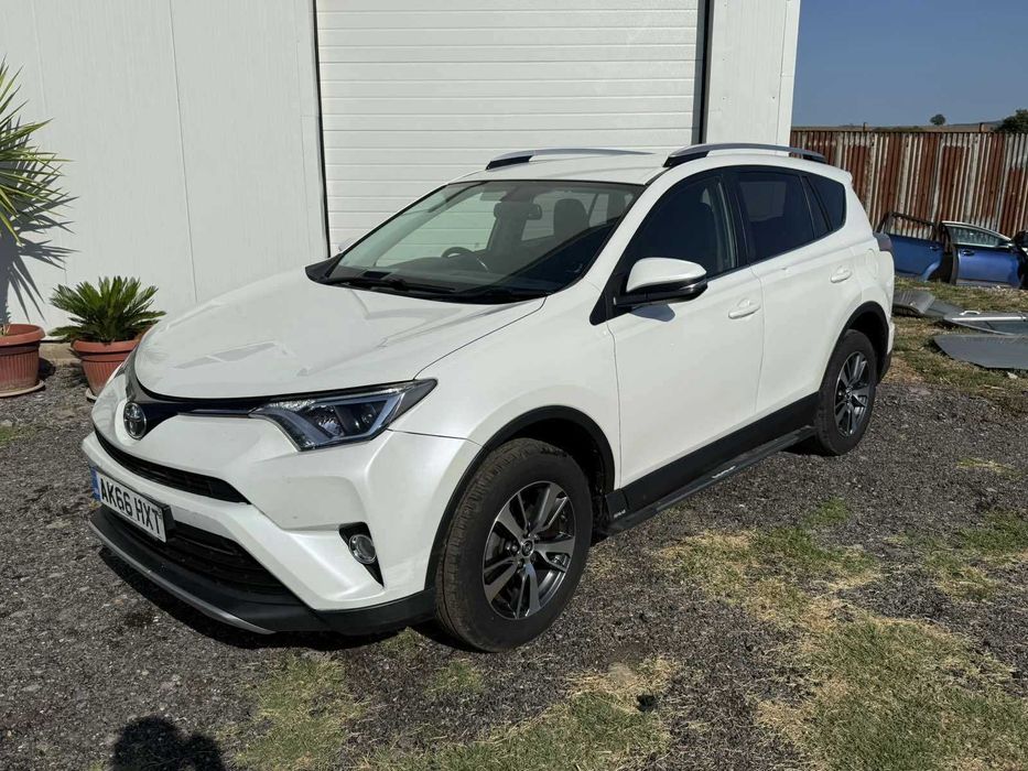 Toyota RAV4 2016 г. 2.0 D4D 143кс НА ЧАСТИ