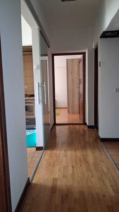 Inchiriez apartament  Sibiu Mihai Viteazul - Piata Aurel Vlaicu - orice perioada .