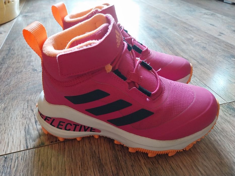 Зимни боти на Адидас