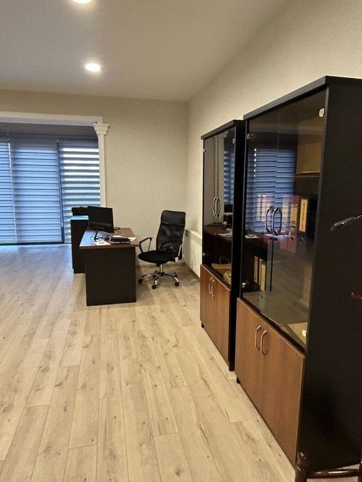 Срочно сдаётся готовый офис 335м2