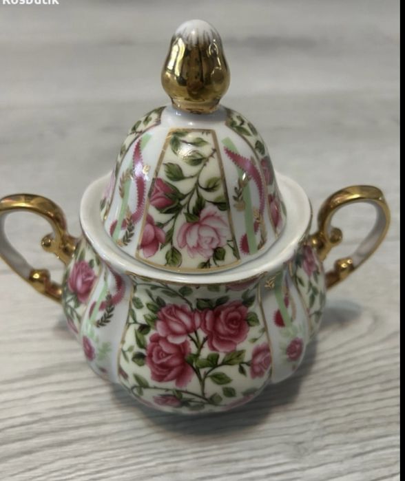 Старинен френски порцеланов  сервиз Limoges  ръчно рисуван