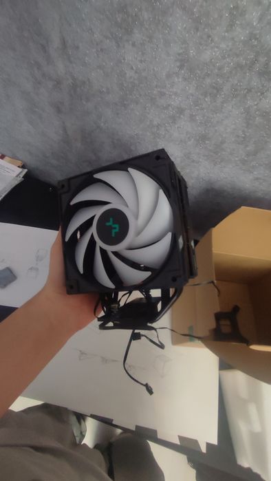 Продам кулер для процессора Deepcool ag400 digital