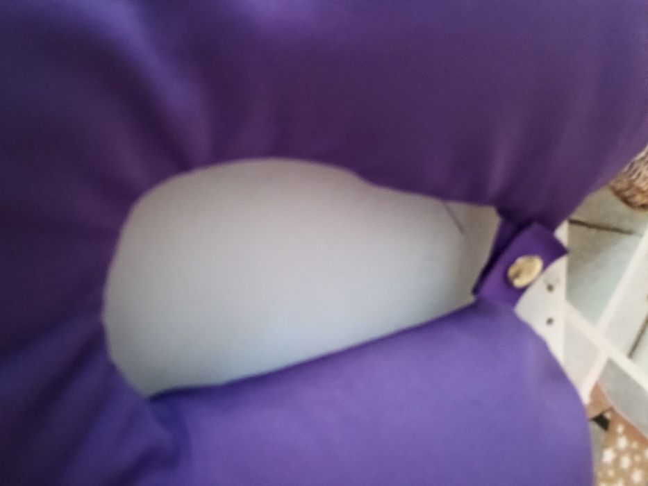 Бебешка възглавница против колики марка Buude и укрепваща  възглавница