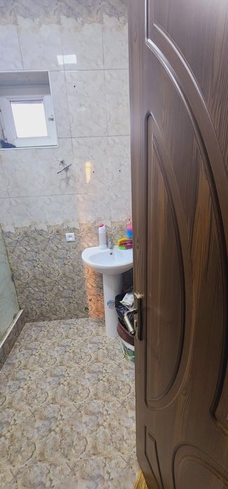 Массив Куйлюк 4, 2 комнатная, кирпич,  77 серия, Мирабадский район