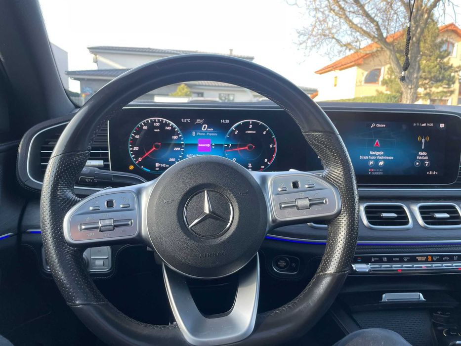 Mercedes-Bens Gle 350 D Coupe 4-Matic Head-up display
