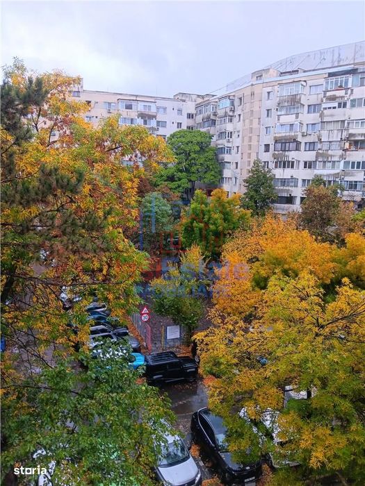 zona Colegiul Racovita Apartament 2 camere Podu Ros