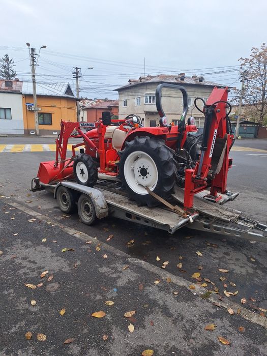 Încărcător frontal  + tractor Yanmar