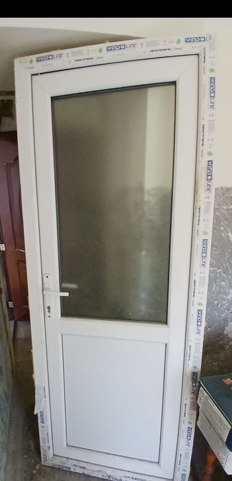 Ușa  pt baie de termopan