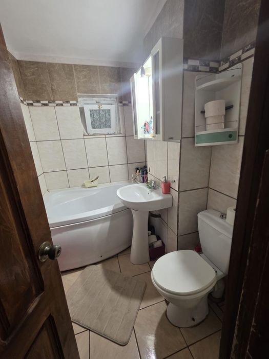 Apartament 4 camere