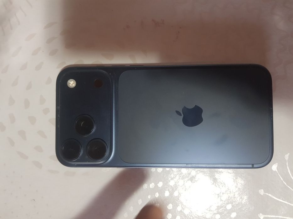 IPHONE 17 pro max