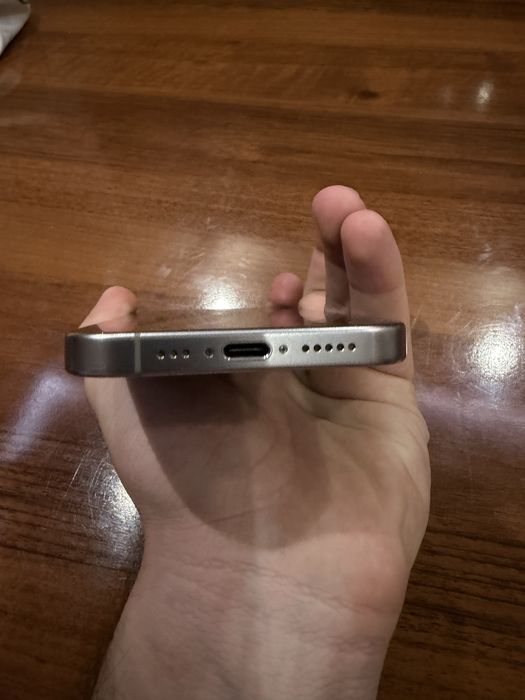 iphone 15 pro ideal 100%