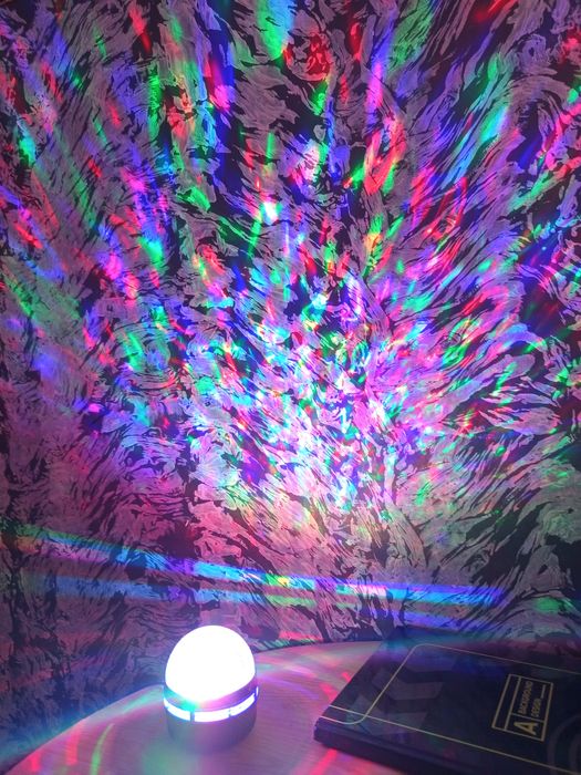 Led cu 6 lumini ,cu încărcător,cu telecomanda