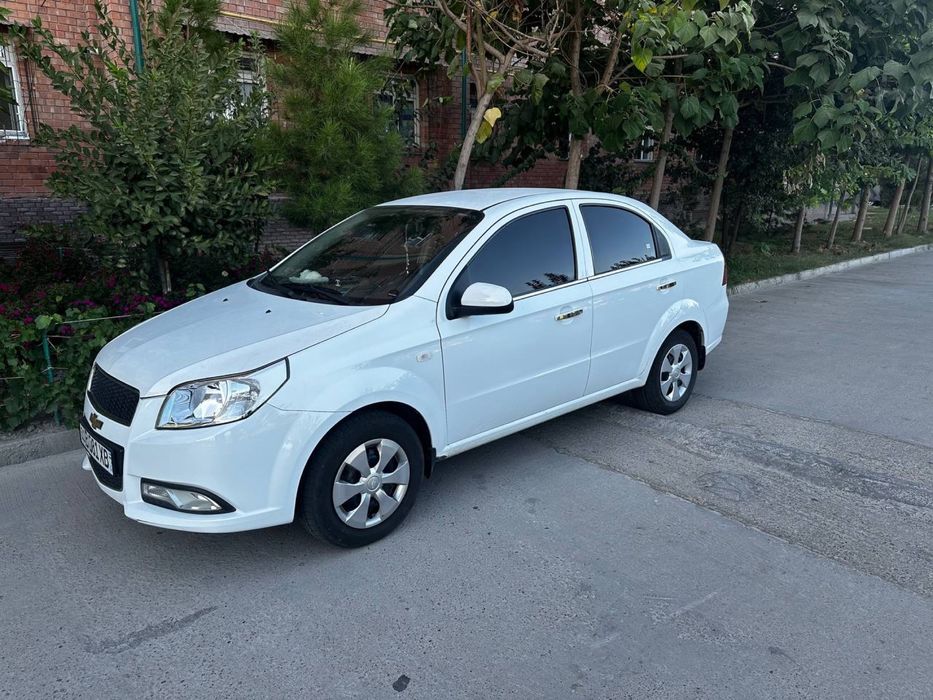 nexia 3 xolati yaxwi pulitlari bor akkuratni xaydalgan 1qol haydalgan