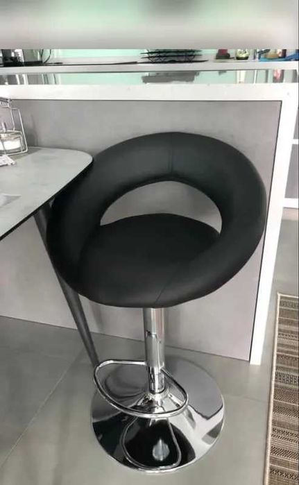 Барный стул UFO  для вашей кухни!