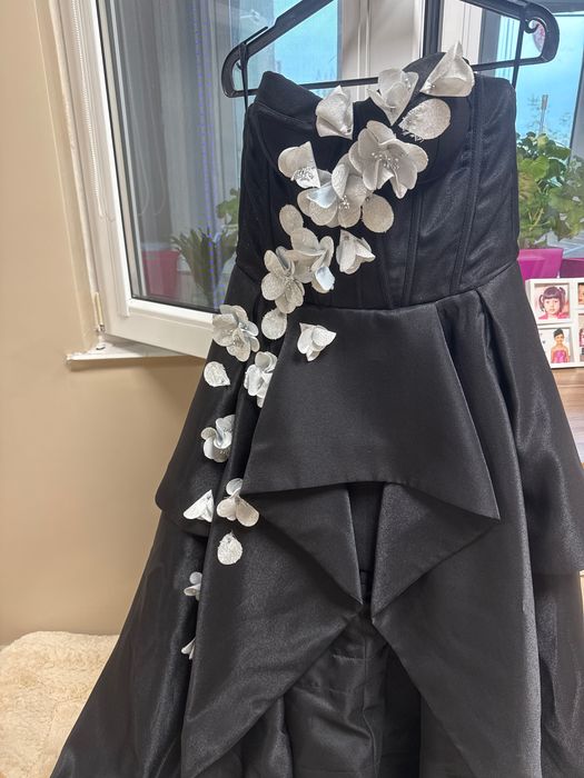 Бална рокля-носена 2 часа