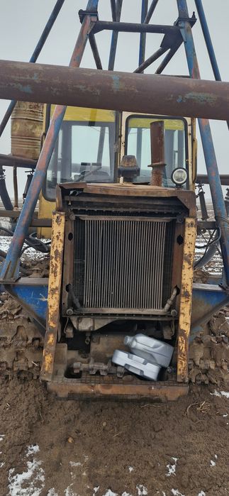 Продам Трактор ДДА 100