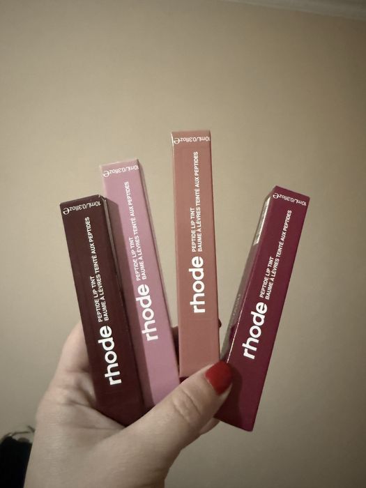Продам блески от Rhode и румяна