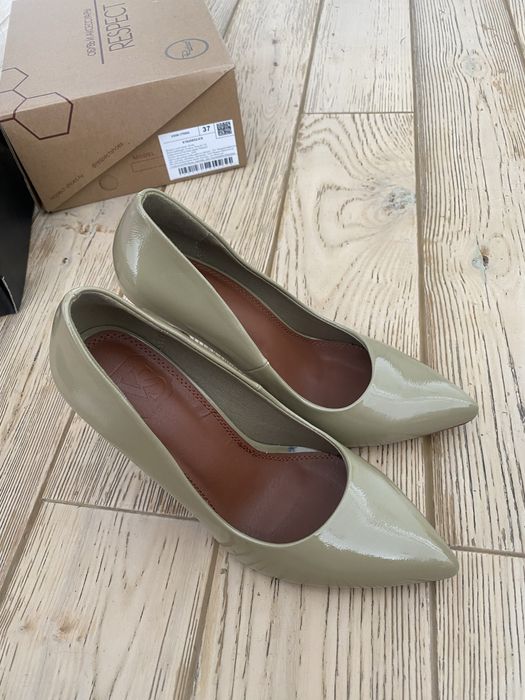 Туфли идеальные лак кожа натур.