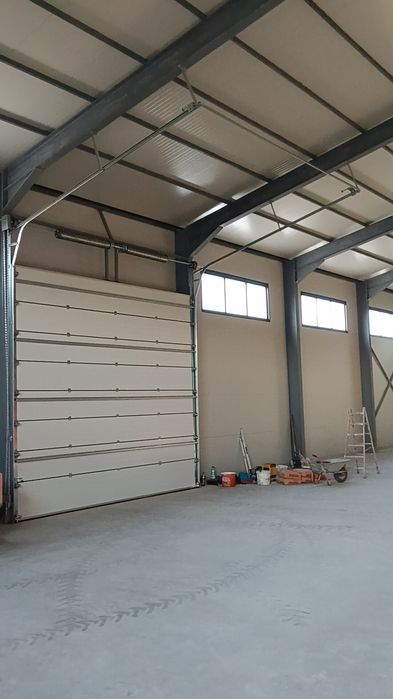 Vând Hală 600mp Balotești