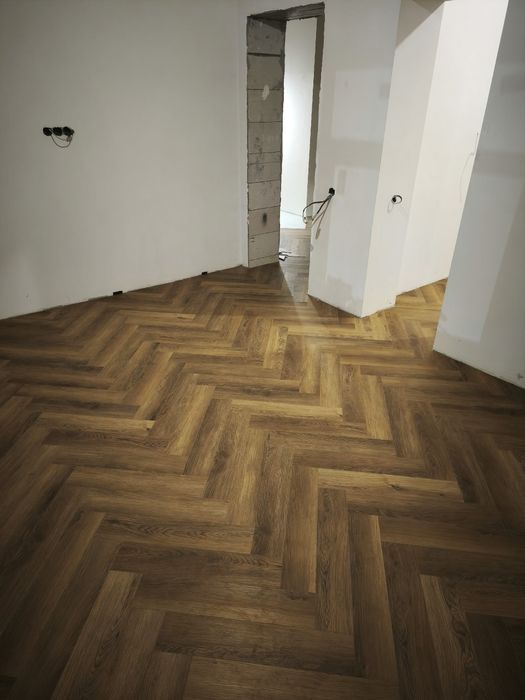 Укладка ламинат, кварцвенил.