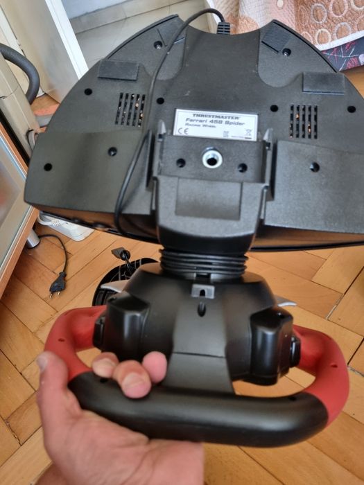 thrustmaster ferrari xbox волан с педали