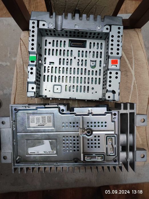 Mazda CX7. усилитель