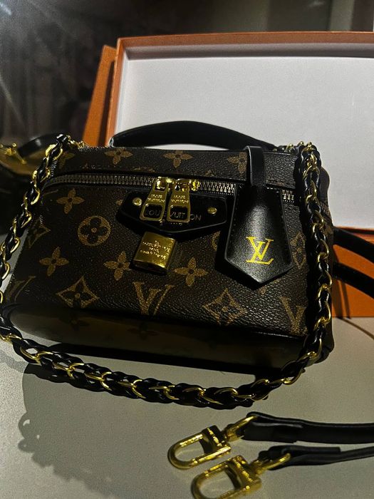 Женская сумка 15000 тенге