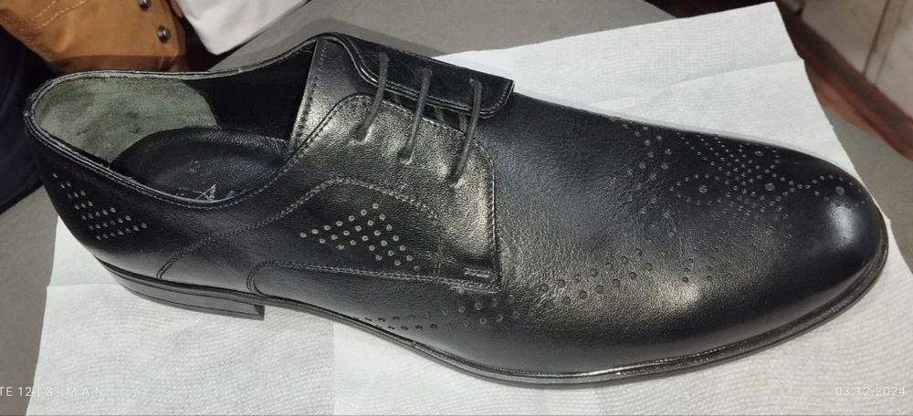 Мужские кожаные туфли