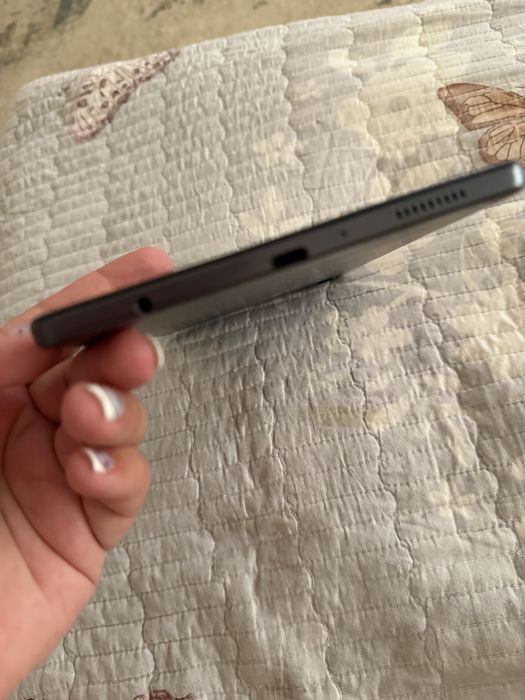 Продам планшет samsung