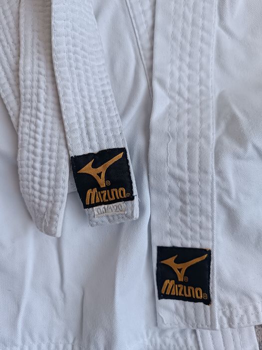 Кимано каратэ. Екеуі 12000тг