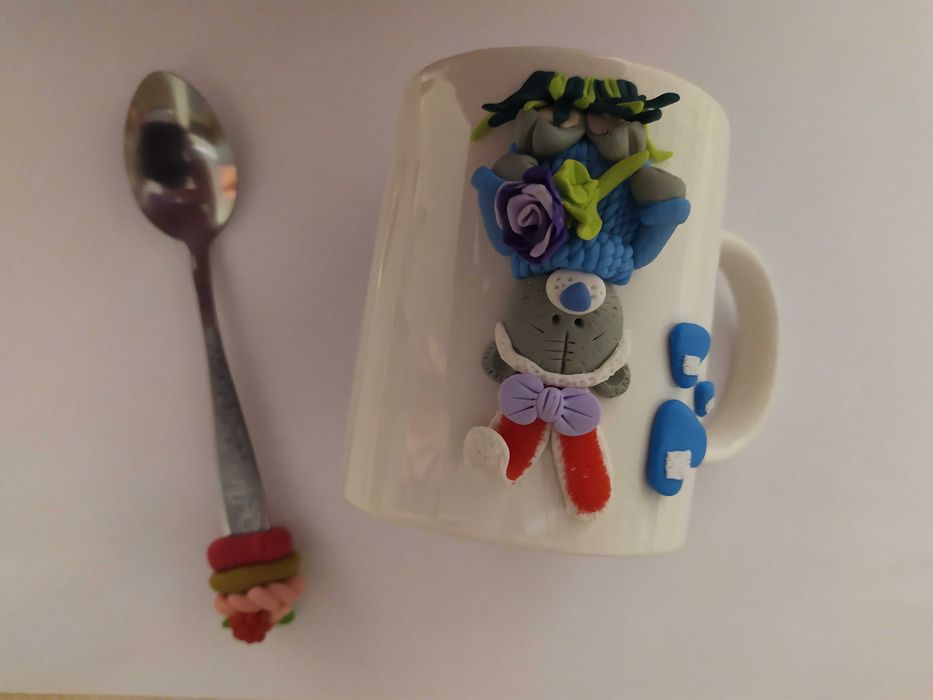 Кружка с ручным декором.