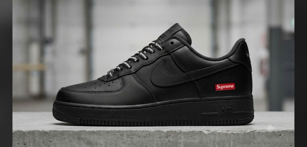 Nike Air Force 1 Low x Supreme Black - Mărimea 43 (Noi, Cutie Originală)