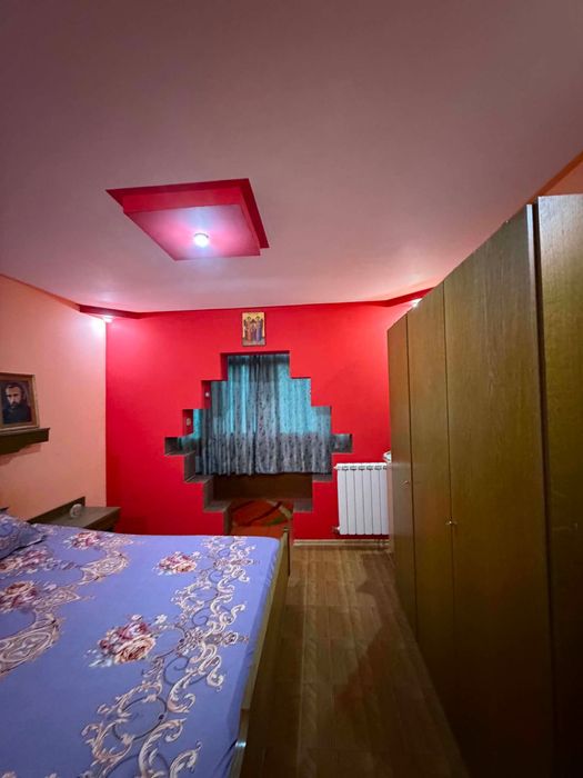Apartament de vanzare 4 camere
