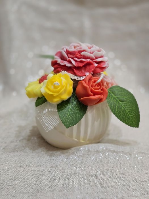 Ароматни свещи – букет от цветя | Ръчна изработка | Перфектен подарък