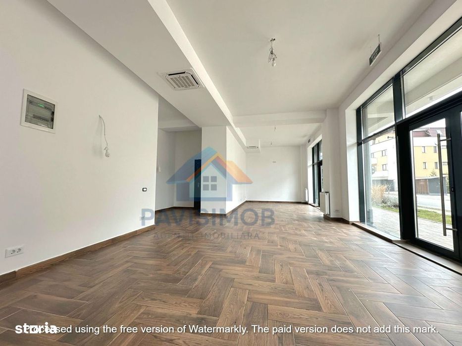 Spațiu comercial cu vitrină stradală – zonă Coresi