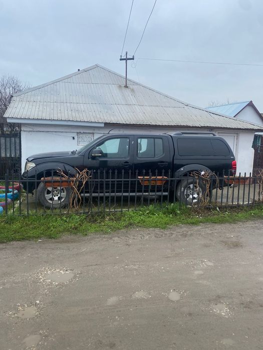 Vând Nissan Navara D40 motor defect