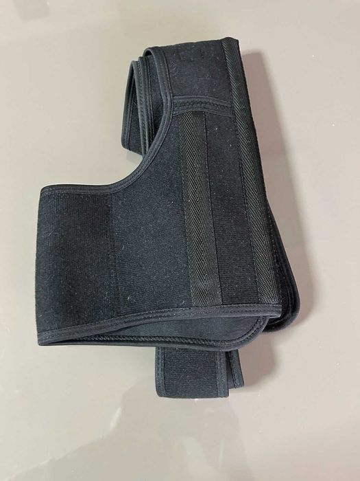 Продавам колан за изправяне на гърба и раменете