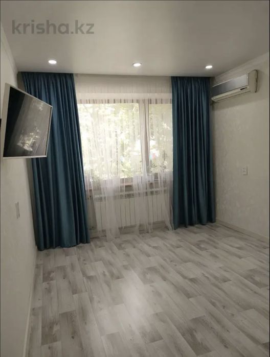 Продам 3 к кв в 11 мкр