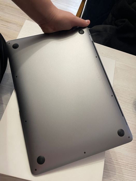 MacBook Air продаю