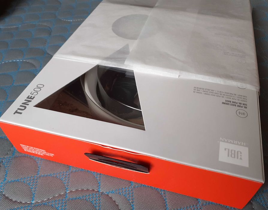 NOI Sigilate: Căști JBL Pure HiFi Bass Sound Harman&Kardon