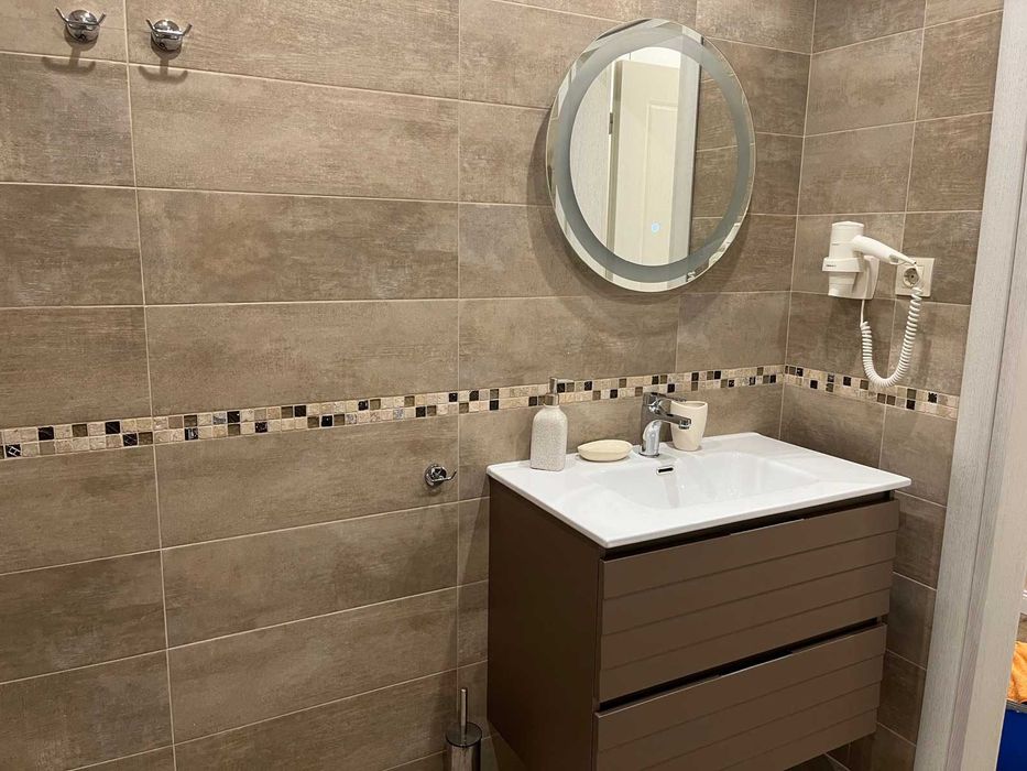 Дава се под наем Двустаен апартамент в София, Гоце Делчев - 62 кв.м за 510 € - Снимка #8