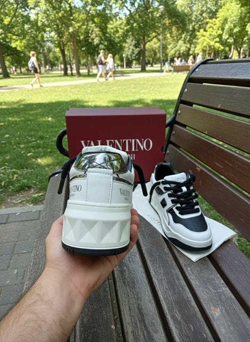 Adidasi Valentino Garavani One Stud - Adidasi Full Box Premium