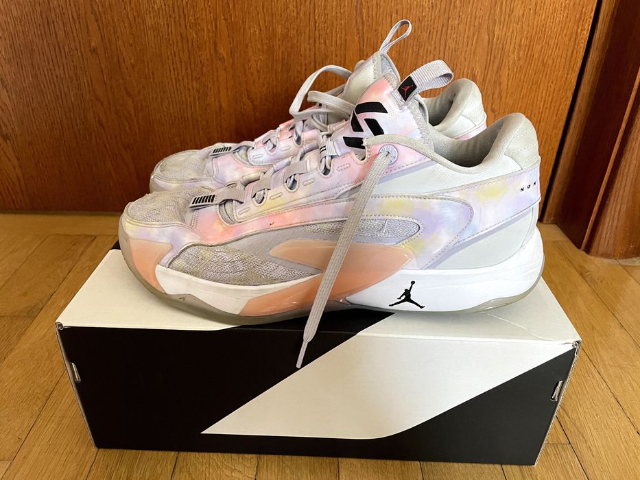 Adidasi Baschet Air Jordan Luka 2 "Nebula" marimea 45.5