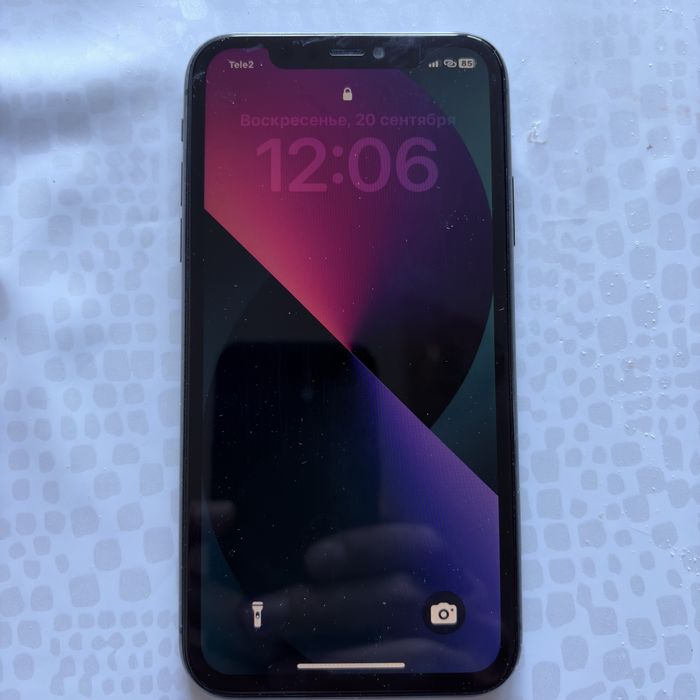 Продам iPhone 11
