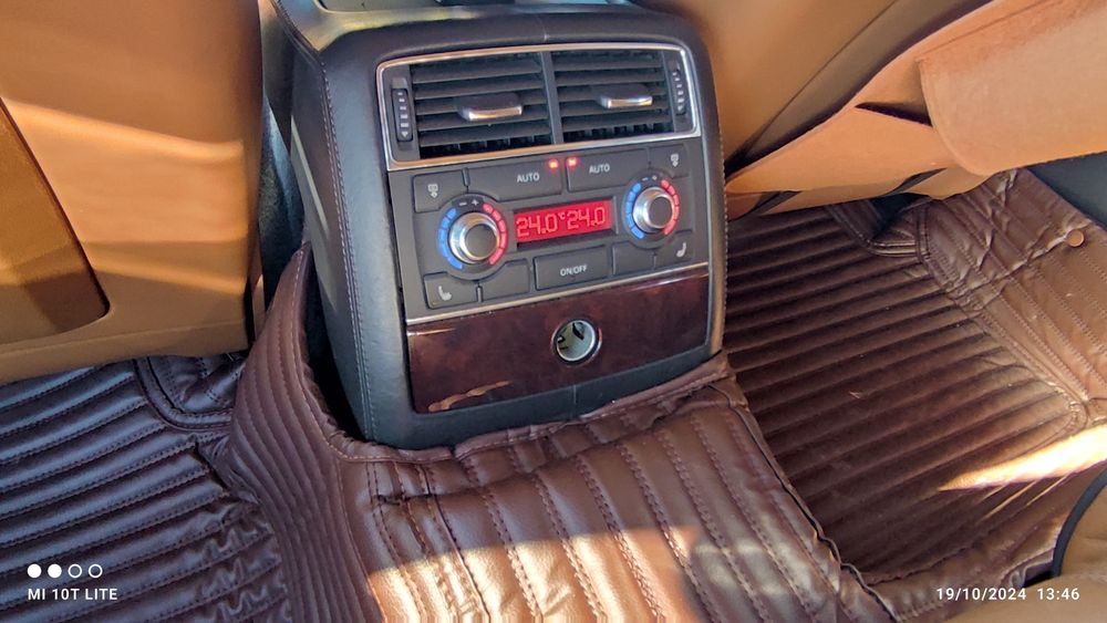 AUDI A8 D3 4.2 TDI На части