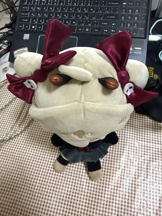 Evil Neuro Plush — оригинал Makeship (лимитка 1/10551)