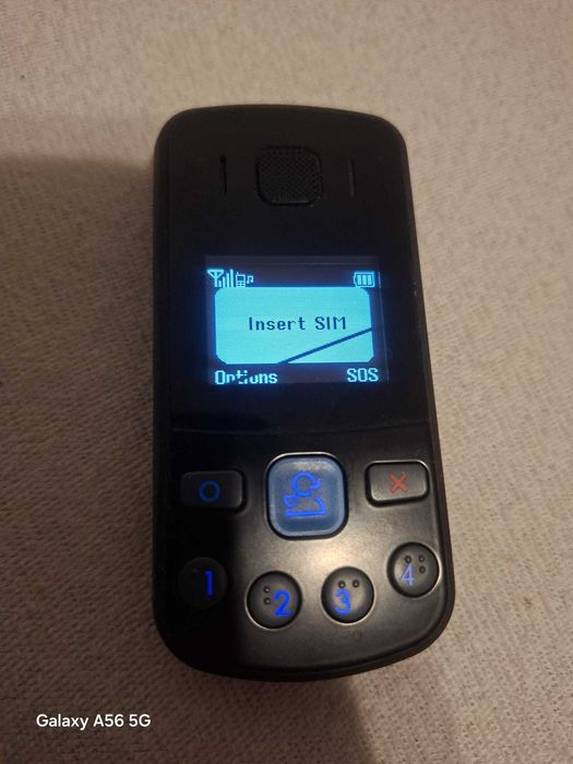 Telefon cu GPS Queclink GT301