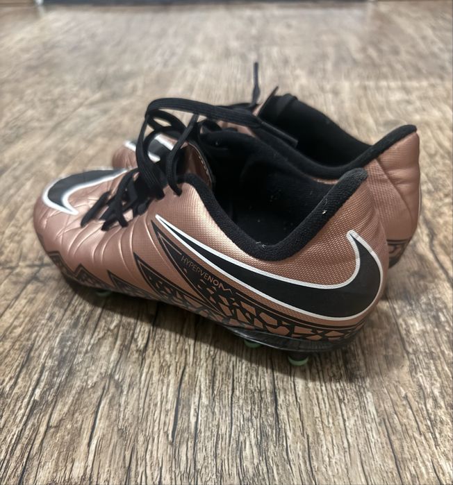 Детски бутонки Nike Hypervenom 38 номер