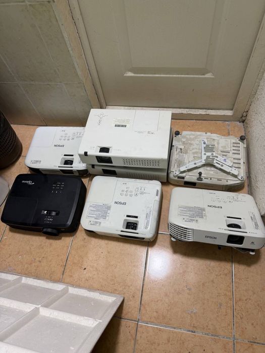 Проектор 600.000дан